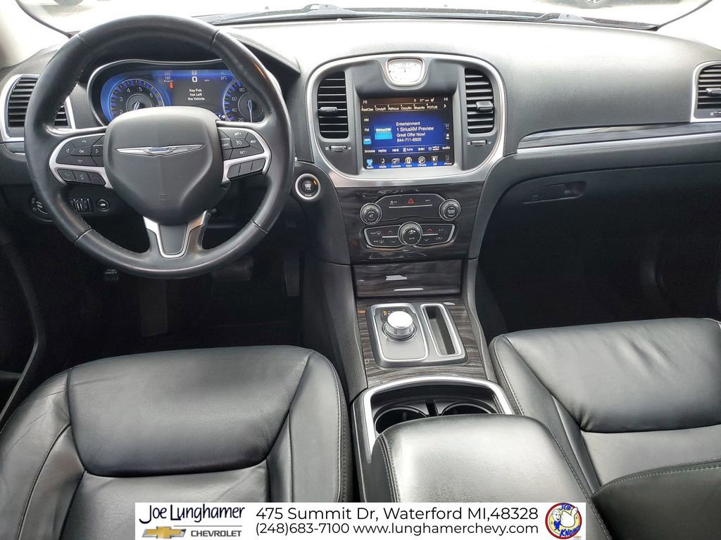 Used 2016 Chrysler 300 Limited image 20