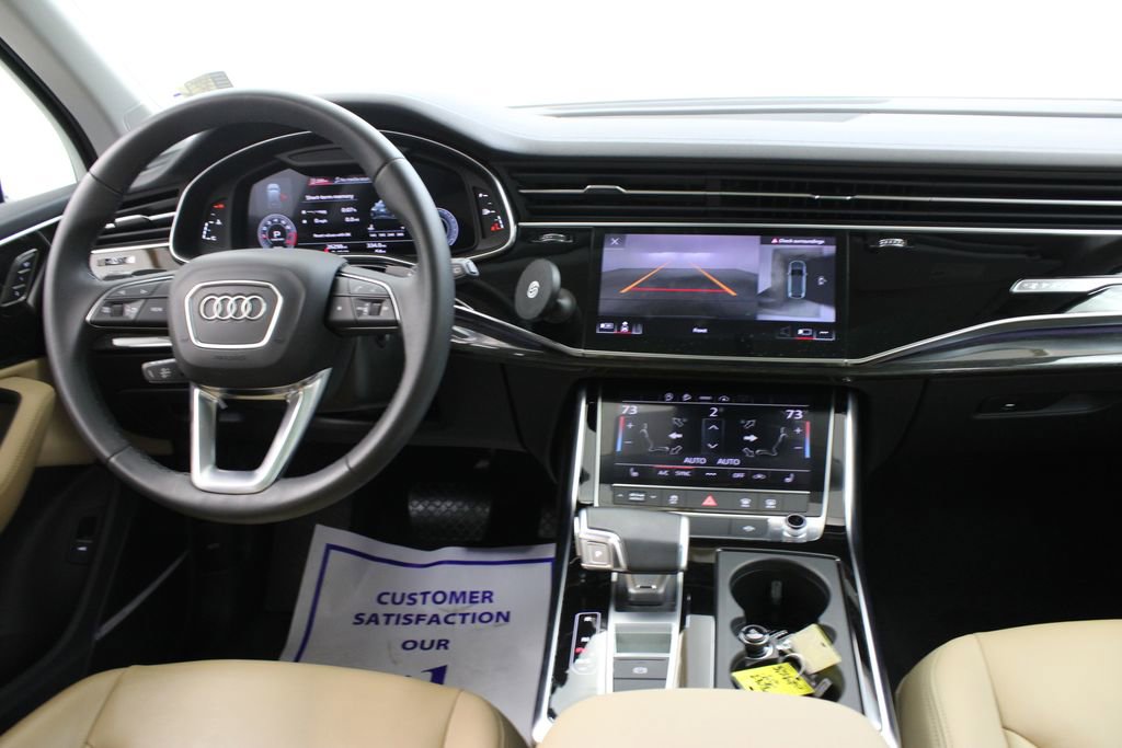 Used 2023 Audi Q7 2.0T Premium Plus w/ Premium Plus Package AWD/4WD image 9