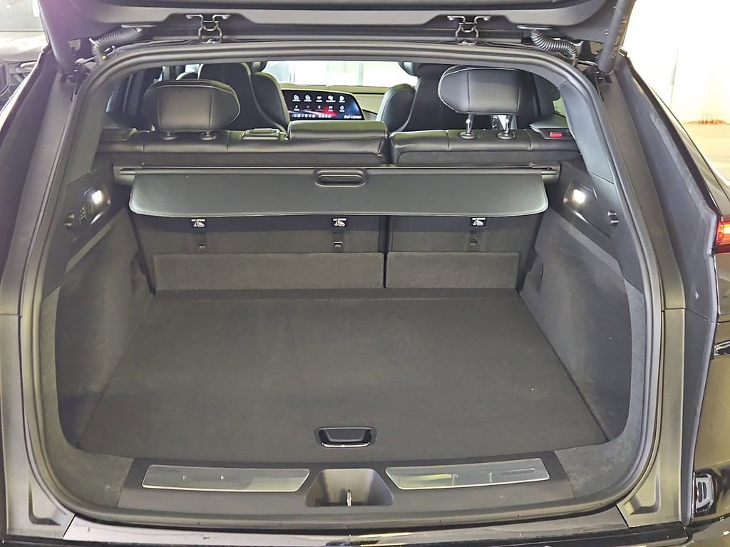 New 2026 Cadillac Lyriq V w/ LPO, Bronce Accent Package AWD/4WD image 12