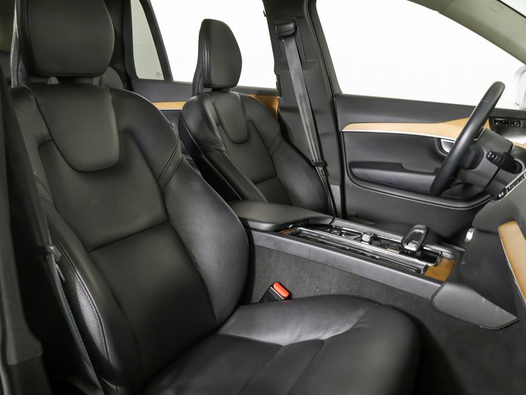 Used 2024 Volvo XC90 B6 Plus w/ Protection Package Premier AWD/4WD image 33