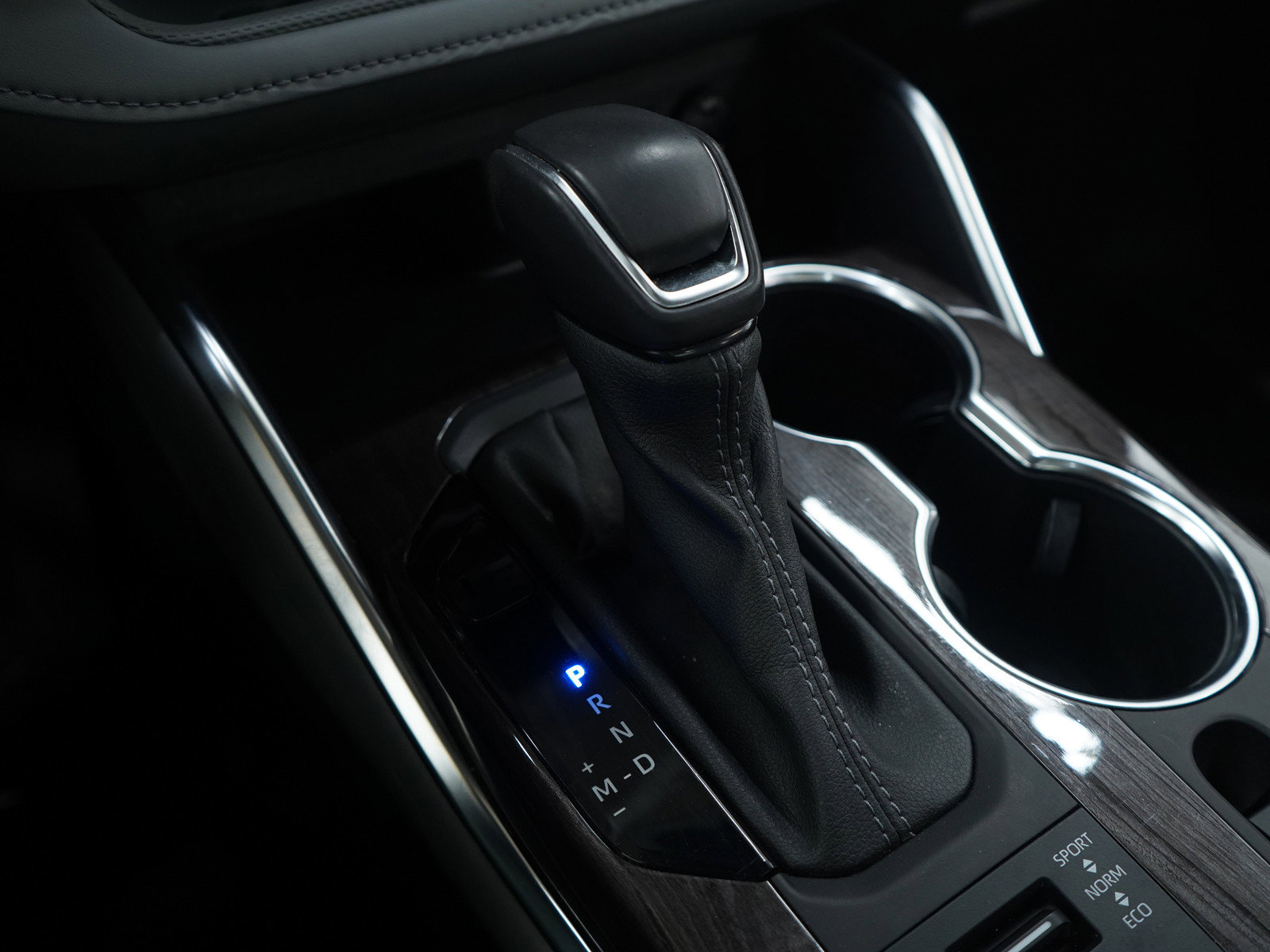 Used 2022 Toyota Highlander Platinum image 32