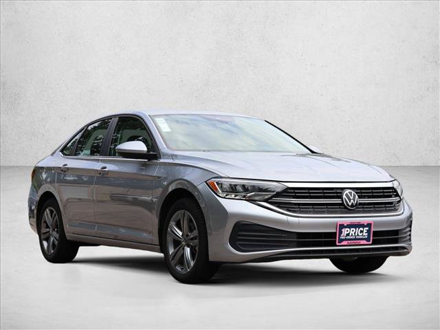 Used 2024 Volkswagen Jetta SE FWD image 3