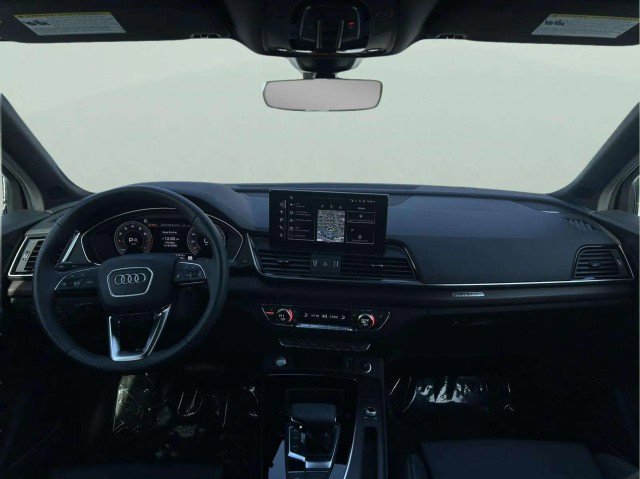 Certified 2025 Audi Q5 2.0T Premium Plus w/ Premium Plus Package image 10