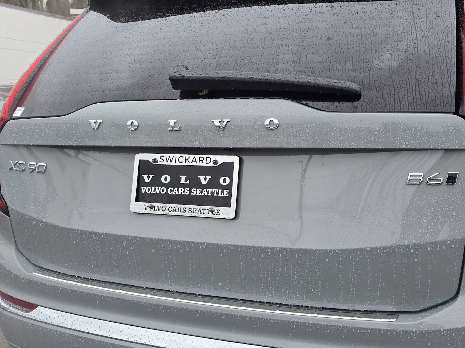 New 2026 Volvo XC90 B6 Plus w/ Protection Package Premier AWD/4WD image 16