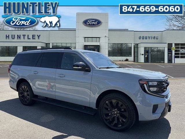 Used 2025 Ford Expedition Max Platinum w/ Stealth Appearance Package image 4
