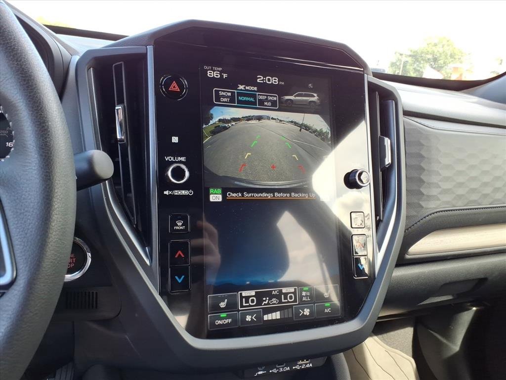 Used 2025 Subaru Forester Limited image 14