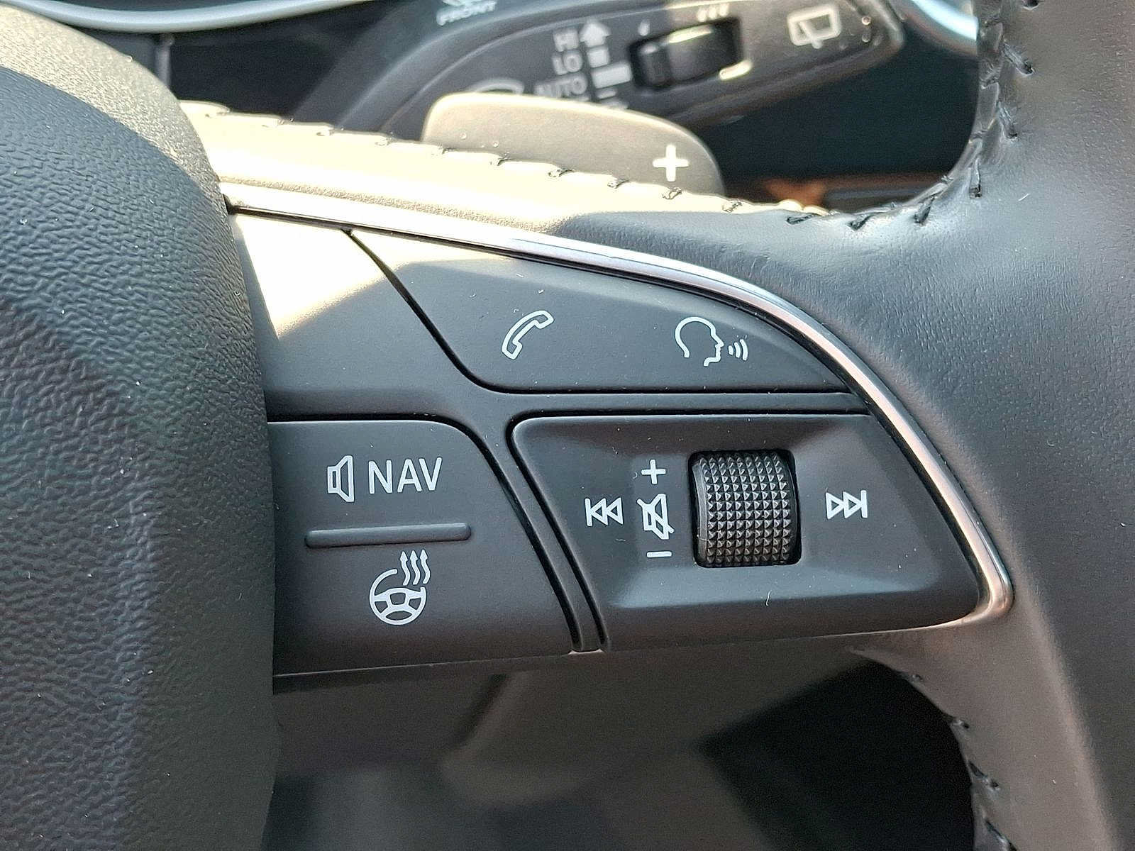 Used 2017 Audi Q7 3.0T Premium Plus AWD/4WD image 24