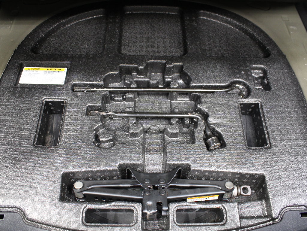 Used 2022 Toyota Camry SE FWD image 34