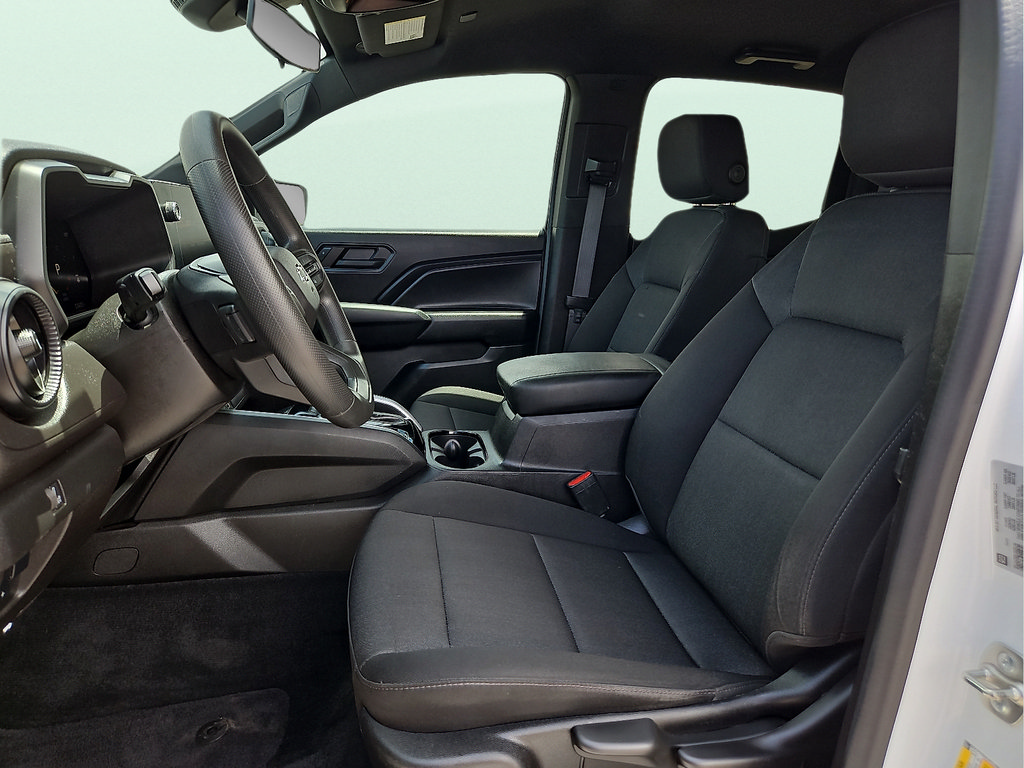 Used 2024 Chevrolet Colorado Trail Boss w/ Advanced Trailering Package AWD/4WD image 13