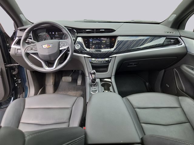 Certified 2024 Cadillac XT6 Premium Luxury w/ Technology Package AWD/4WD image 12