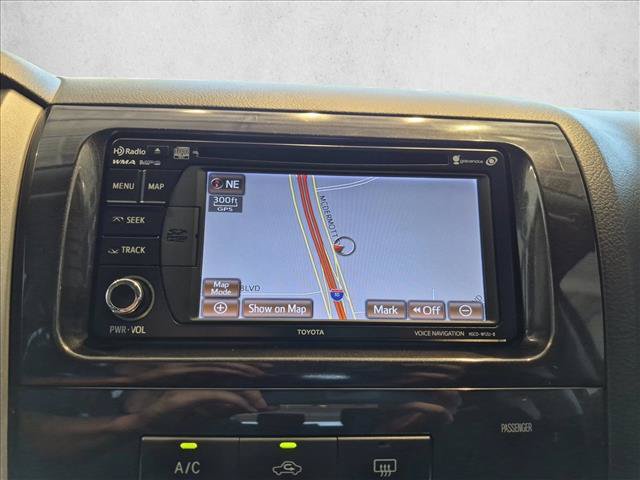 Used 2013 Toyota Tundra 2WD CrewMax w/ SR5 Pkg image 13