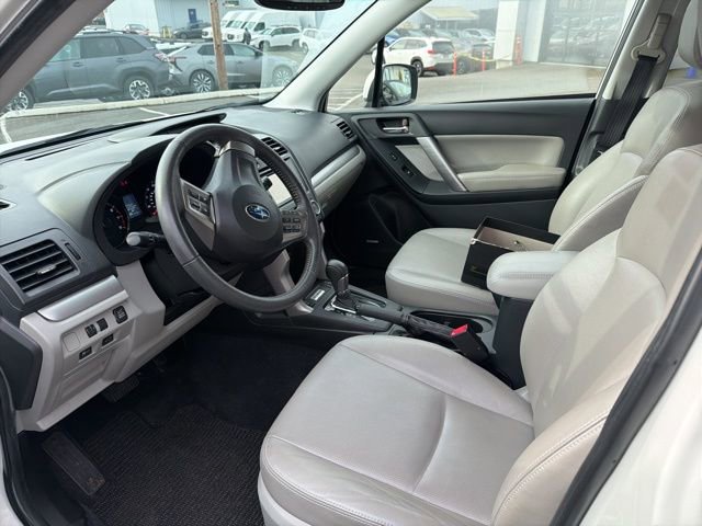 Used 2015 Subaru Forester 2.5i Touring w/ Eyesight & Navigation System image 4