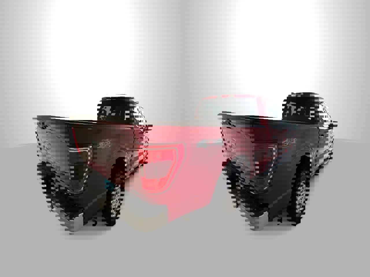 Used 2022 Ford F150 XLT w/ Trailer Tow Package image 8