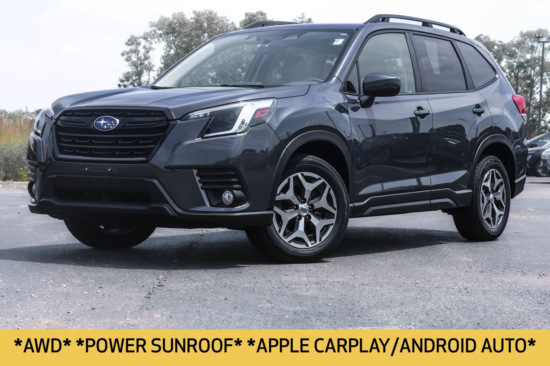 Used 2022 Subaru Forester Premium image 2