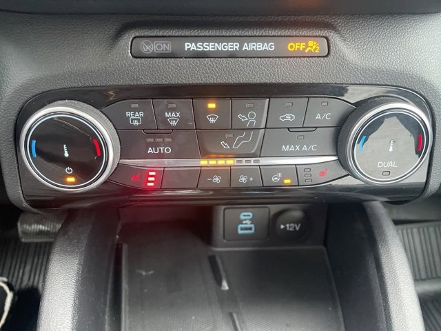 Used 2022 Ford Escape SEL w/ Technology Package image 28