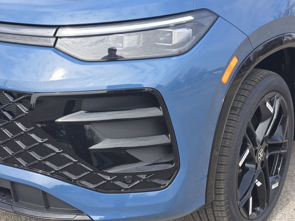 New 2026 Volkswagen Tiguan SE R-Line image 6