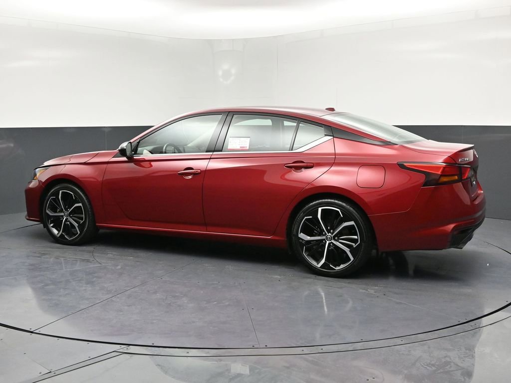 Used 2023 Nissan Altima 2.5 SR image 26