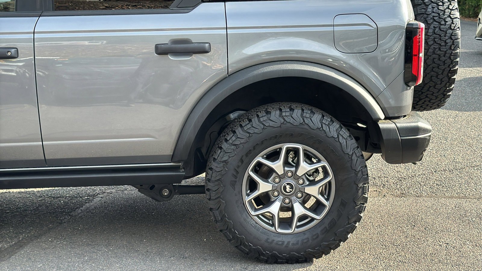 Certified 2025 Ford Bronco Badlands AWD/4WD image 4