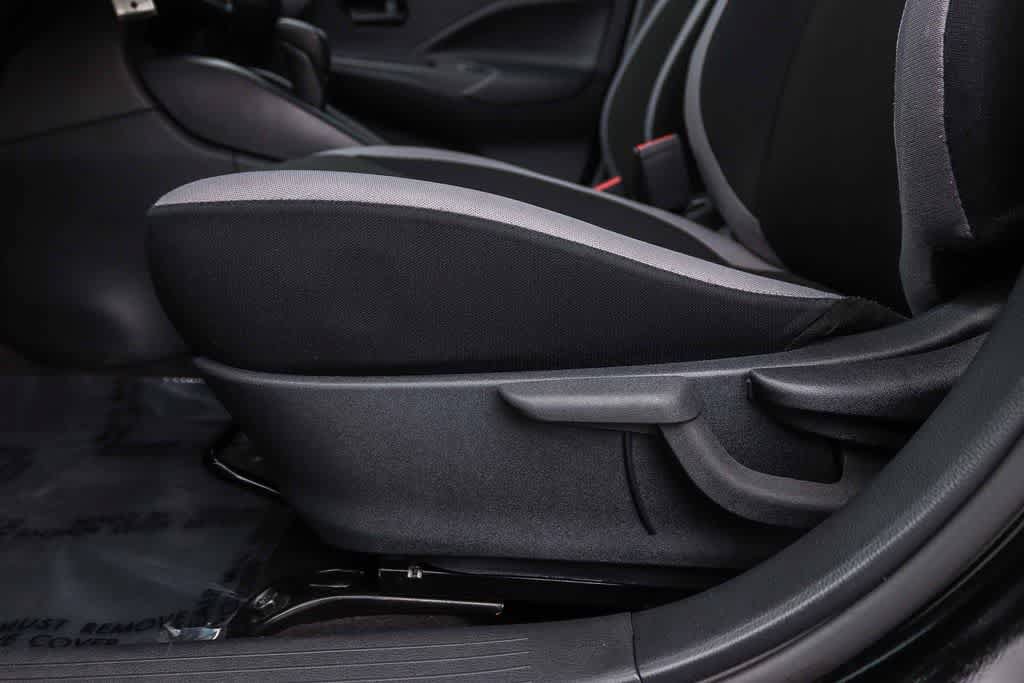 Used 2025 Nissan Versa S w/ Trunk Package FWD image 20
