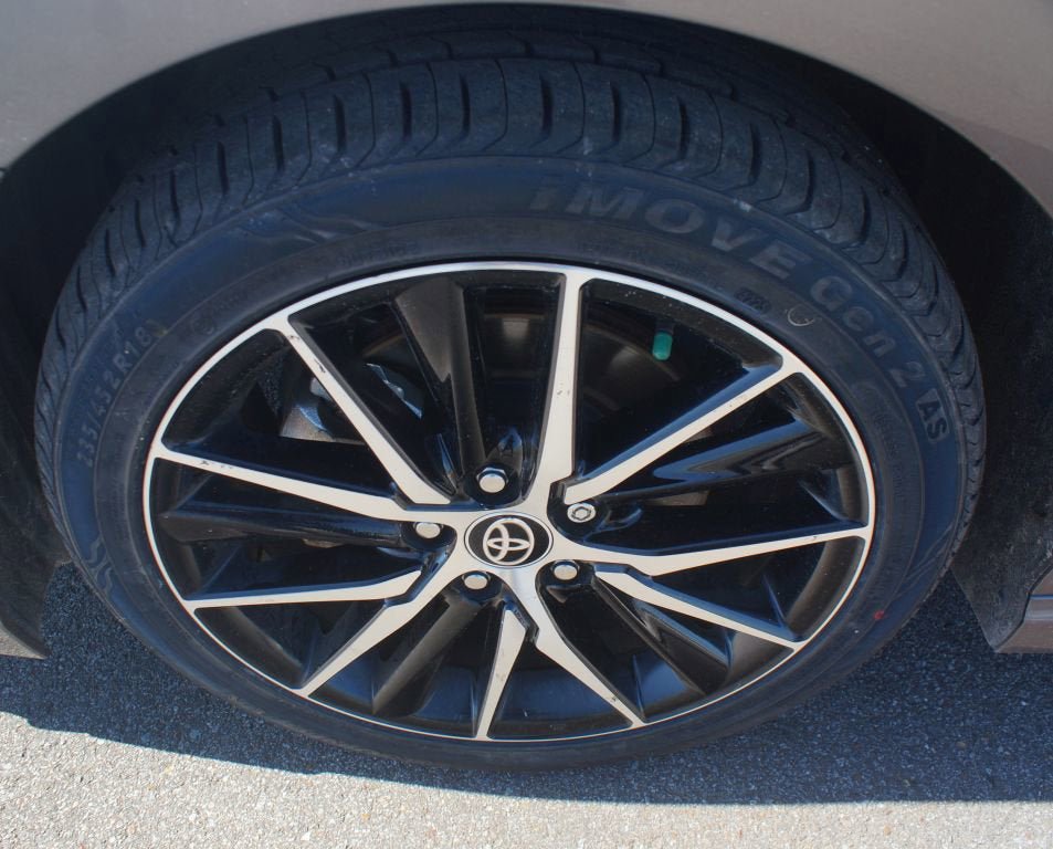 Used 2023 Toyota Camry SE w/ Audio Upgrade Package FWD image 24