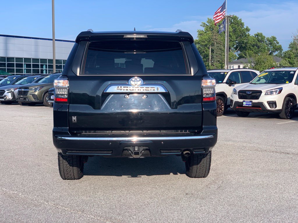Used 2024 Toyota 4Runner Limited AWD/4WD image 6