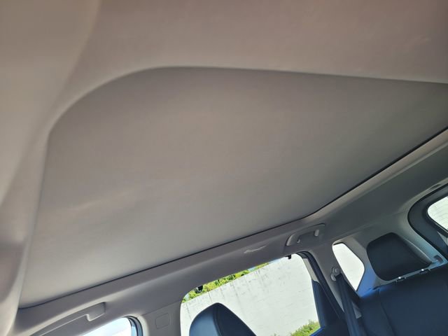 Used 2021 Nissan Rogue SL w/ Premium Package image 21