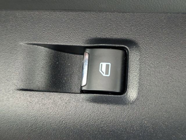 Used 2024 Ford Mustang GT Premium image 30