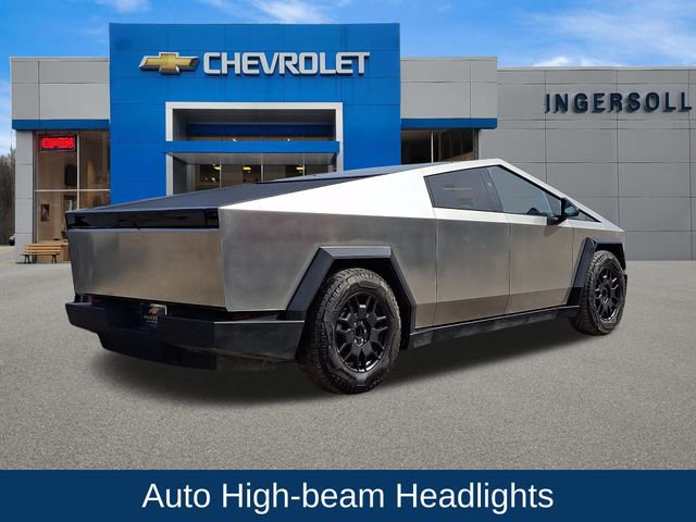 Used 2024 Tesla Cybertruck AWD Crew Cab image 8