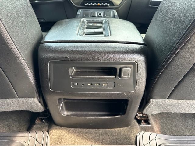 Used 2018 Chevrolet Silverado 3500 High Country AWD/4WD image 25