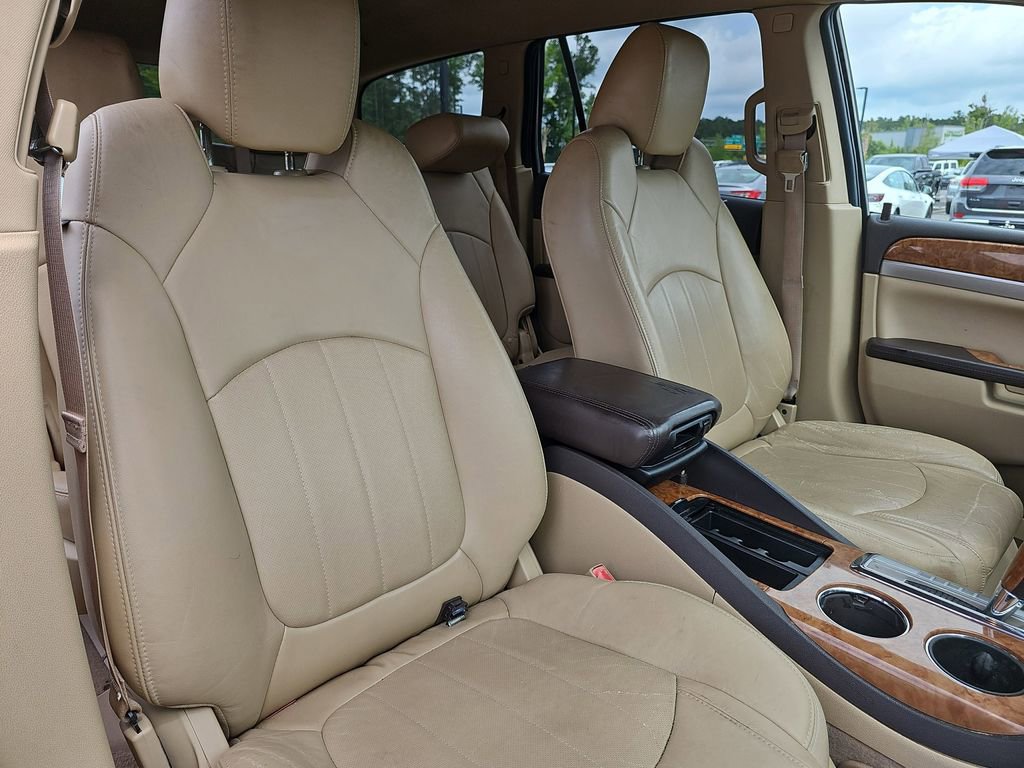 Used 2011 Buick Enclave CXL w/ Trailering Provision Package FWD image 14