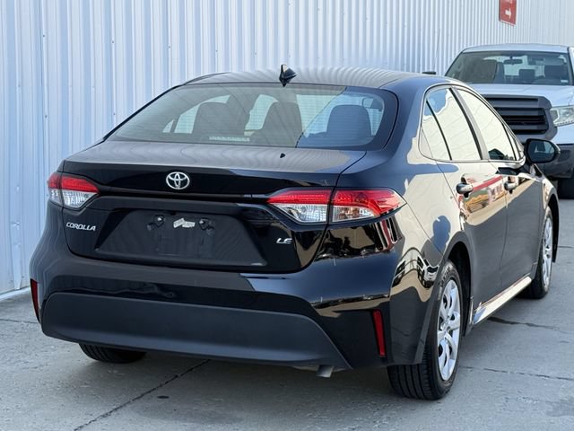 Used 2024 Toyota Corolla LE FWD image 4