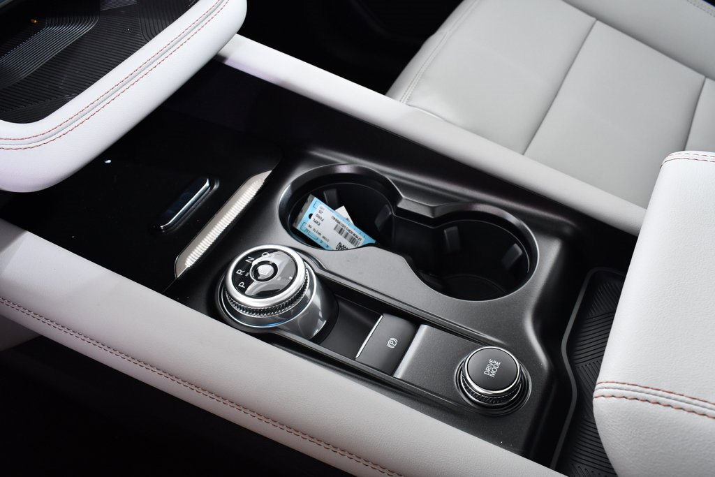 New 2025 Ford Explorer Active w/ Active Comfort Package image 31