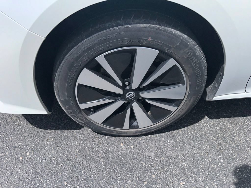 Used 2022 Nissan Altima 2.5 SV AWD/4WD image 15