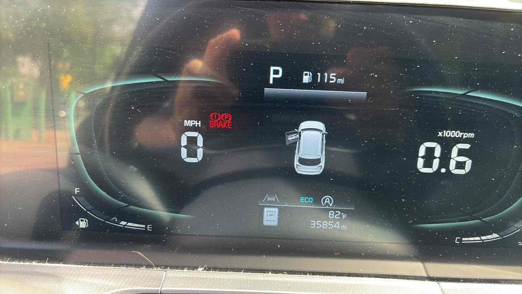 Used 2024 Kia Telluride S w/ S Sunroof Package image 12