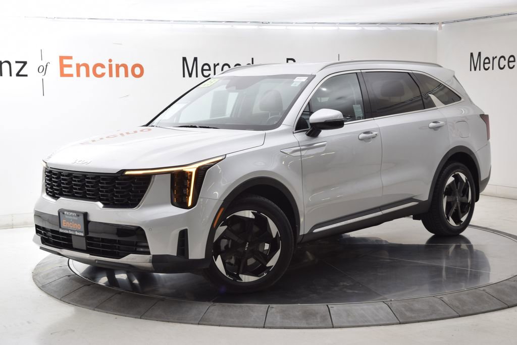 Used 2025 Kia Sorento EX image 2