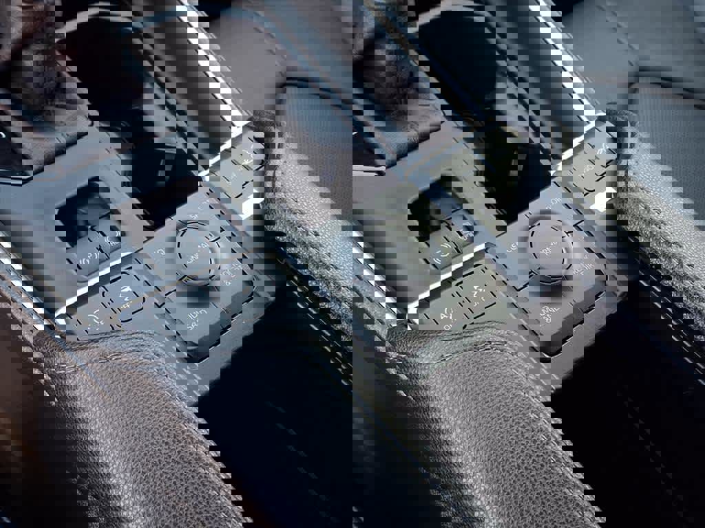 Certified 2025 Toyota Grand Highlander XLE image 16