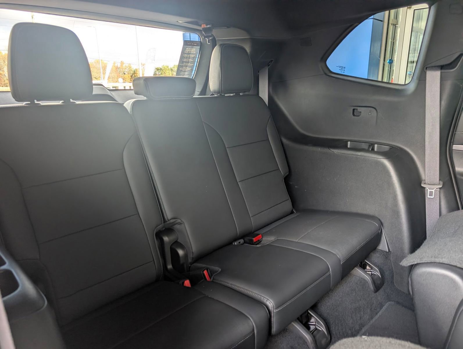 Certified 2025 Buick Enclave Preferred image 39