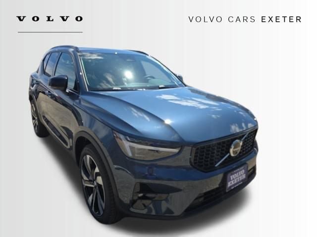 New 2026 Volvo XC40 B5 Plus w/ Climate Package