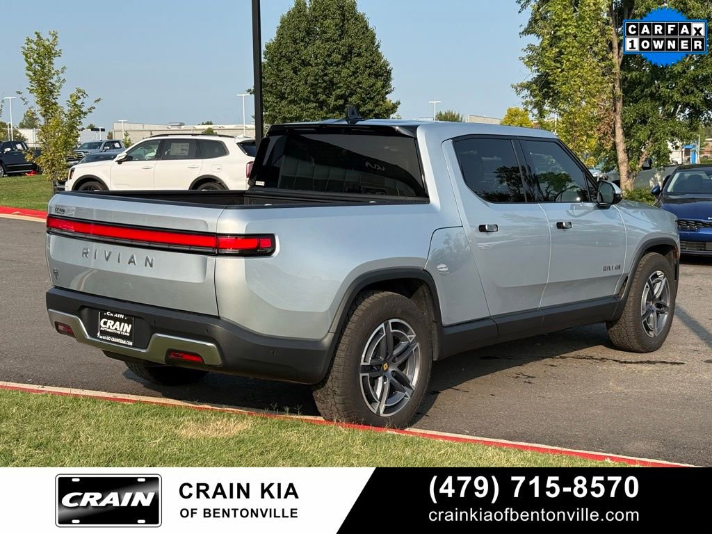 Used 2025 Rivian R1T Adventure image 8