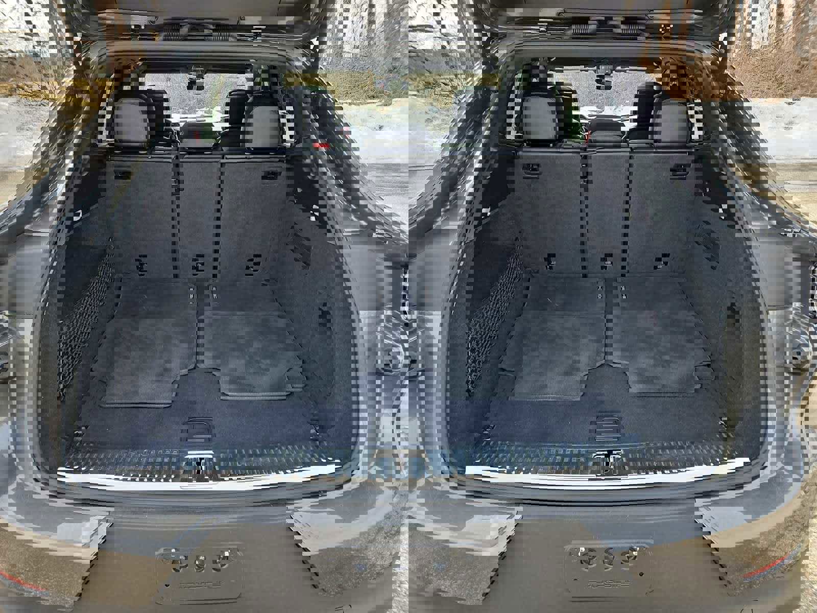 Certified 2024 Porsche Cayenne Coupe image 37