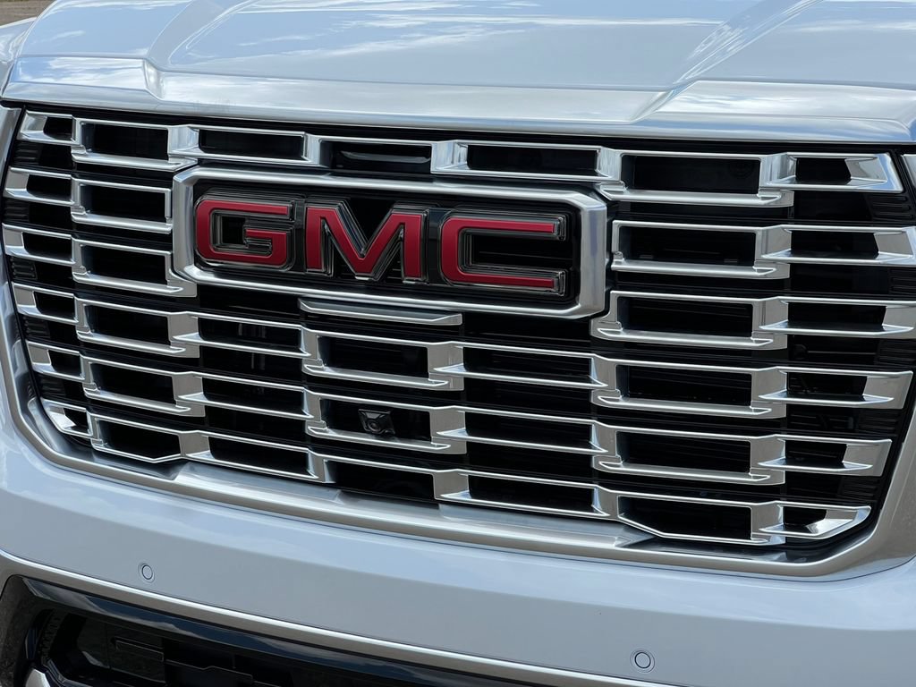New 2026 GMC Yukon Denali w/ Sun & Power Step Package AWD/4WD image 46