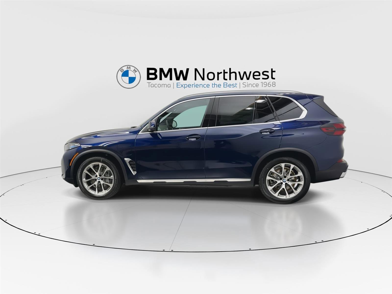 New 2026 BMW X5 xDrive50e AWD/4WD image 11