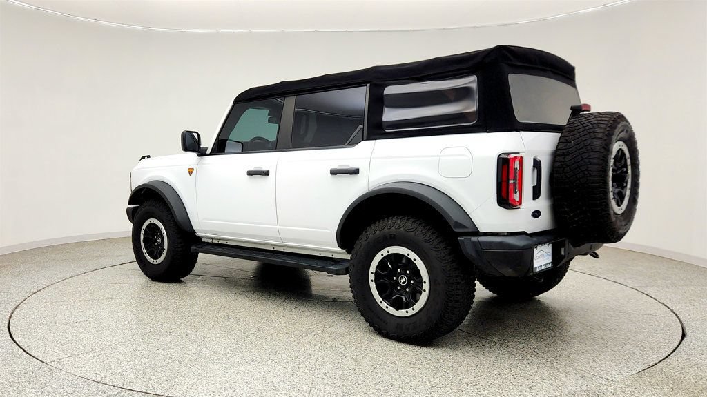 Used 2022 Ford Bronco Badlands w/ Sasquatch Package AWD/4WD image 7