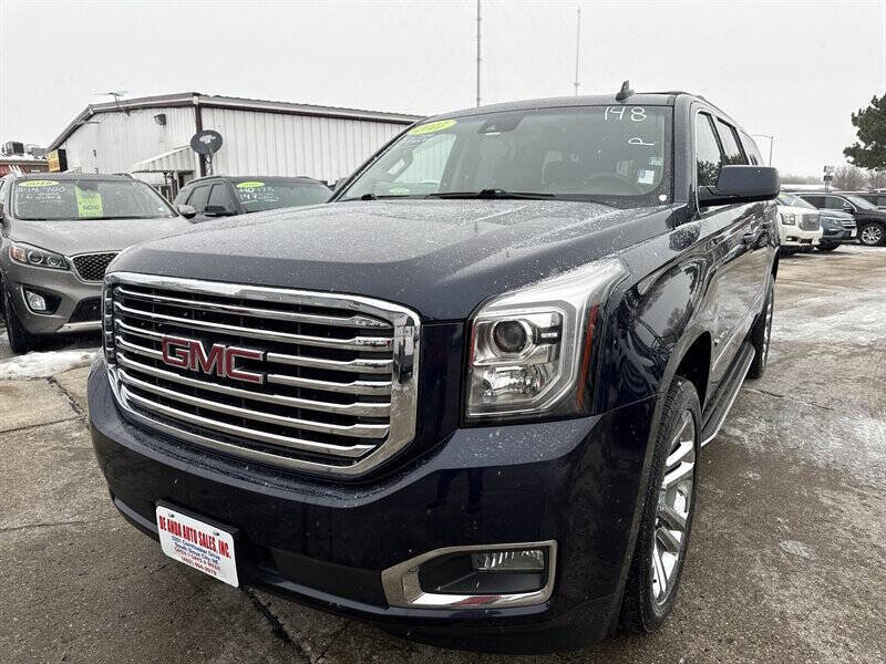 Used 2017 GMC Yukon XL SLT w/ Premium Edition