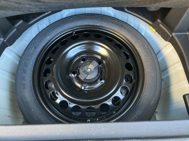 Used 2020 Chevrolet Equinox LT image 43