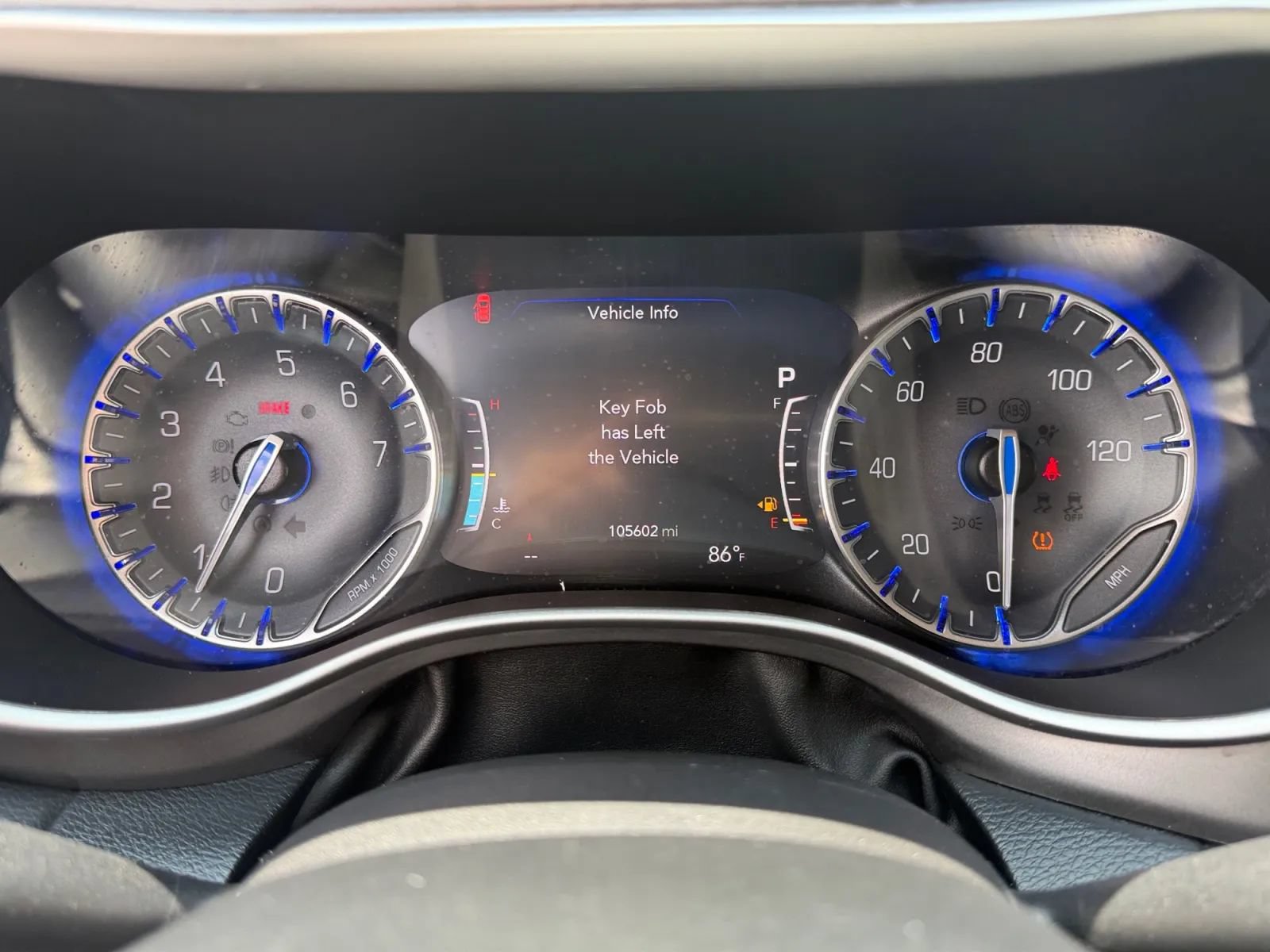 Used 2021 Chrysler Pacifica Touring-L FWD image 23