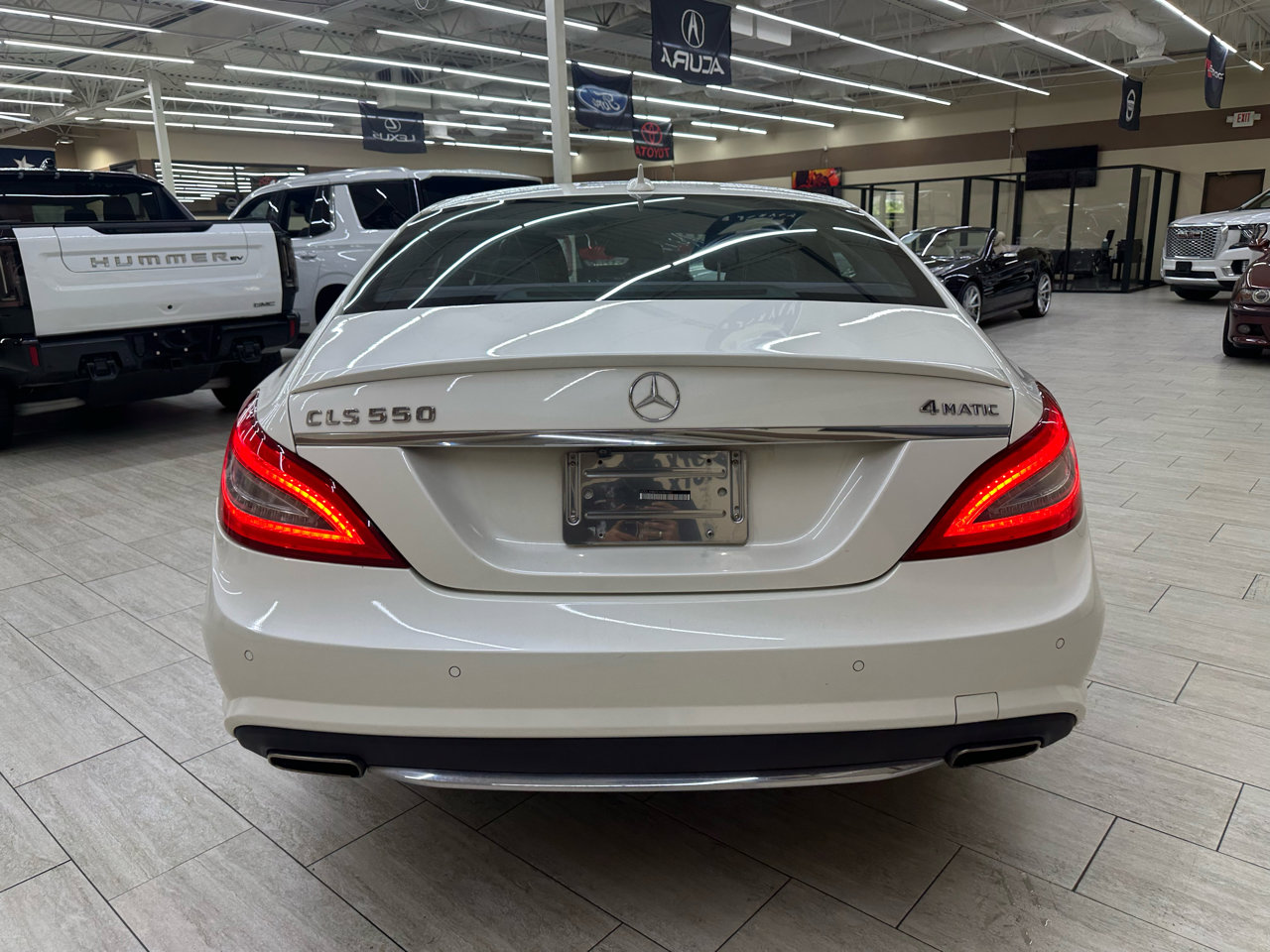 Used 2014 Mercedes-Benz CLS 550 CLS550 4MATIC w/ Premium 1 Package image 8
