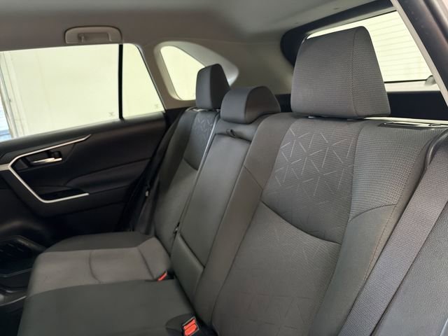 Used 2025 Toyota RAV4 XLE image 16