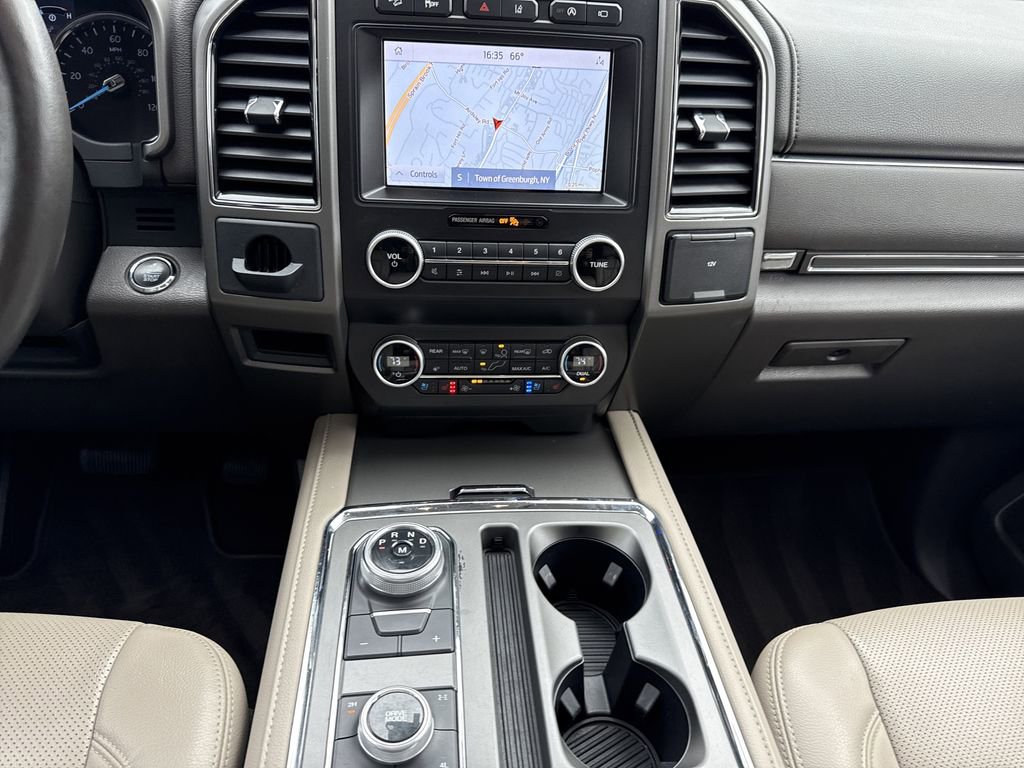 Used 2021 Ford Expedition XLT image 13