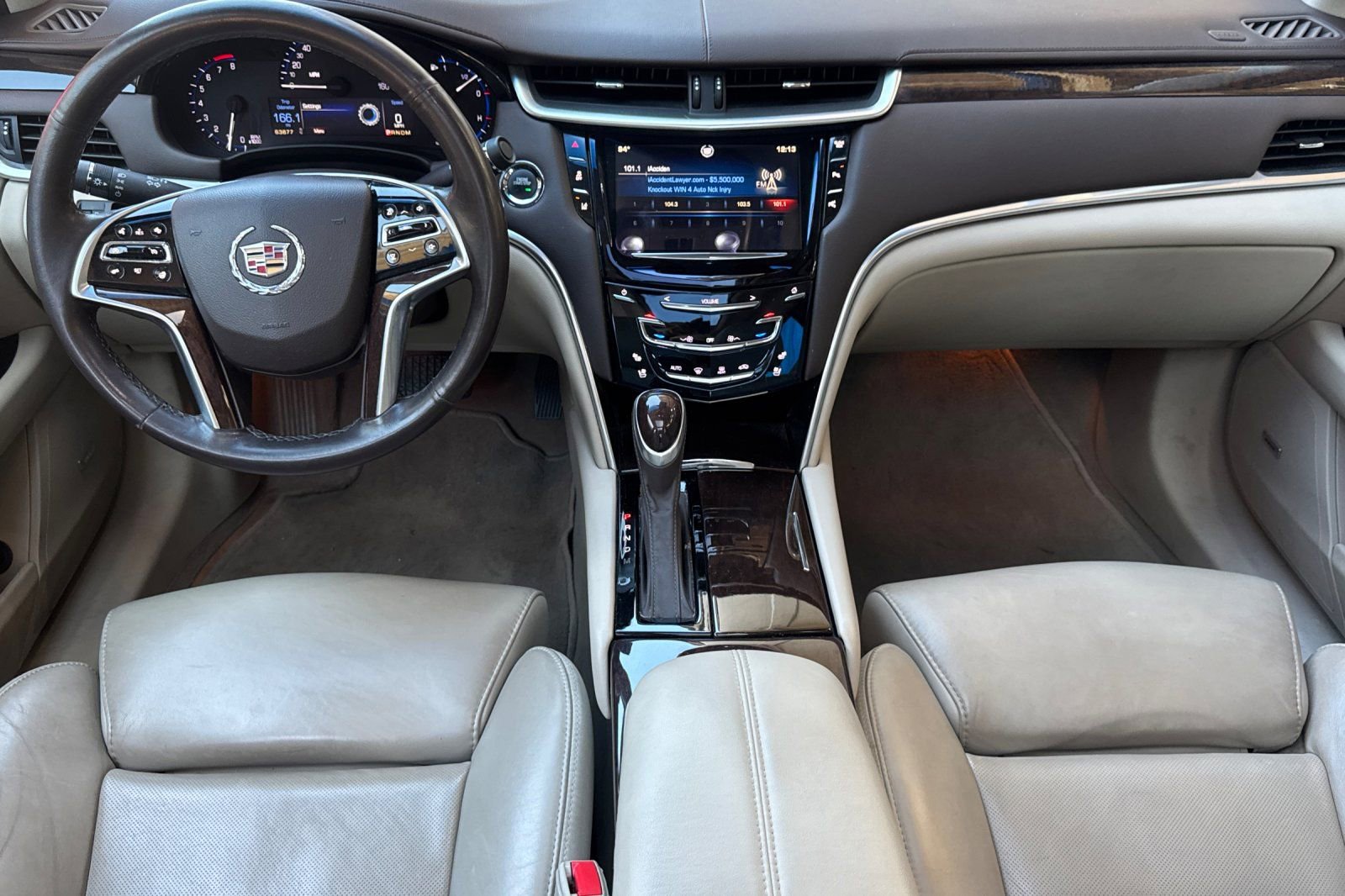 Used 2014 Cadillac XTS Luxury w/ Driver Awareness Package image 9